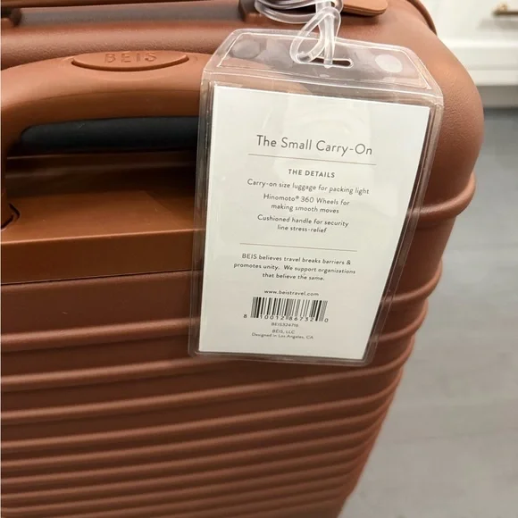 BEIS- small carry-on luggage in Maple. New with tags - Picture 6 of 10